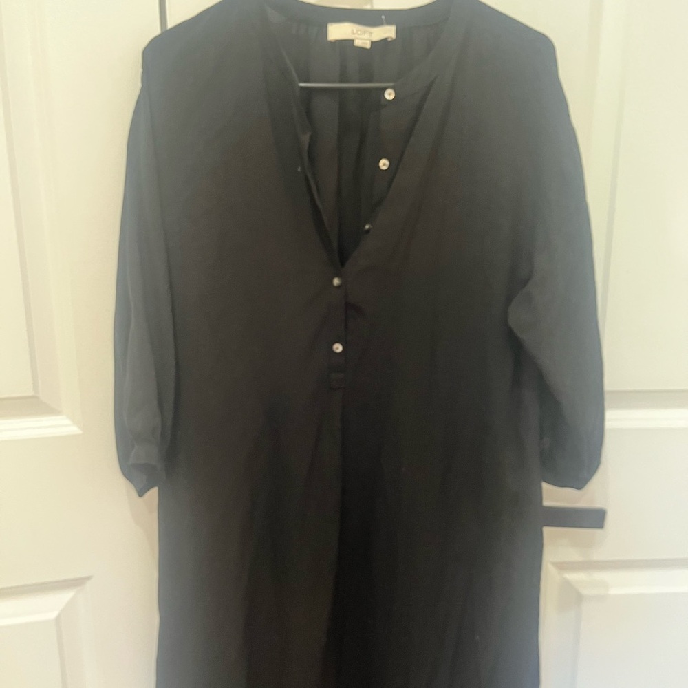 LOFT Black Casual Dress with V-Neck and Three-Quarter Sleeves